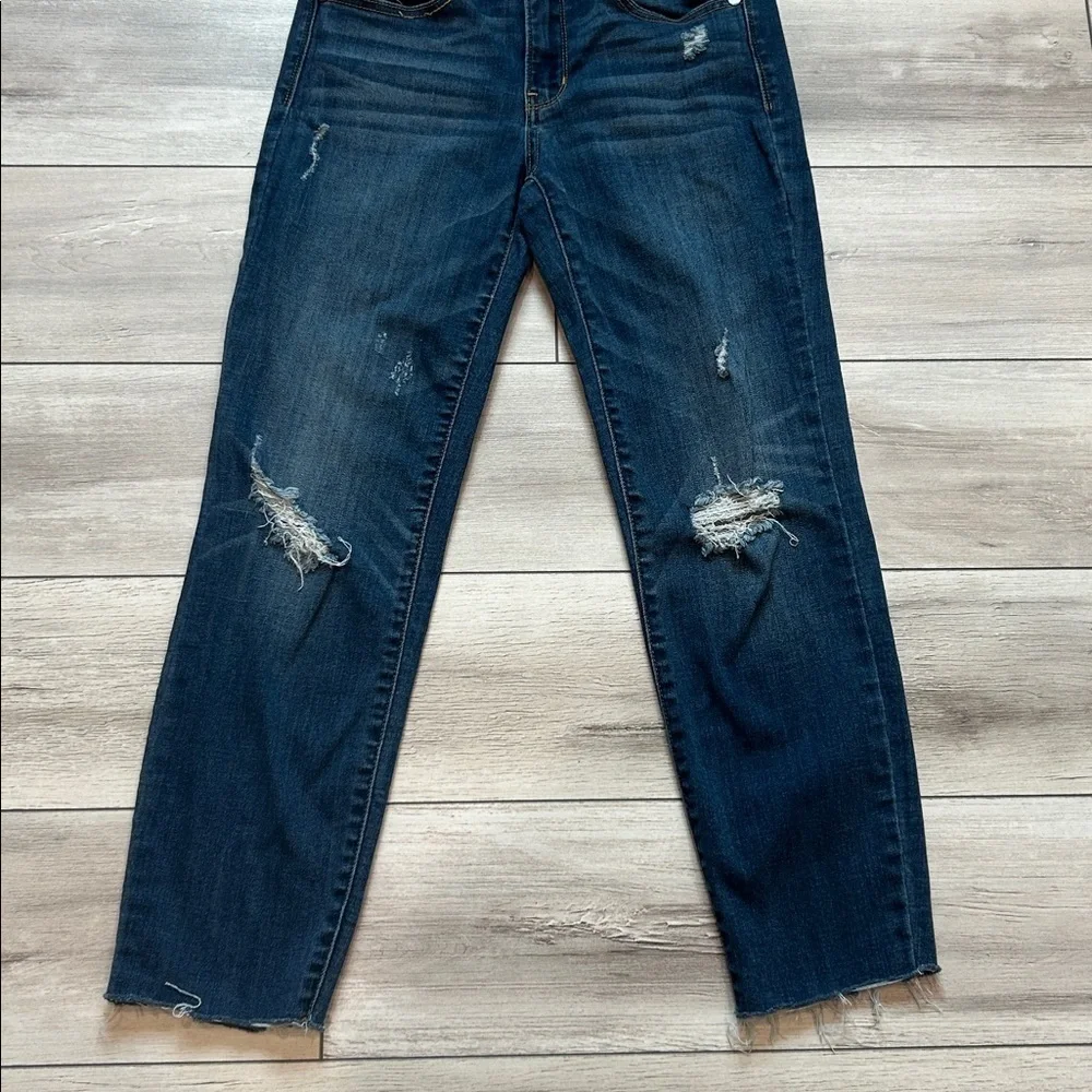 Judy Blue relaxed fit distressed jeans size 26